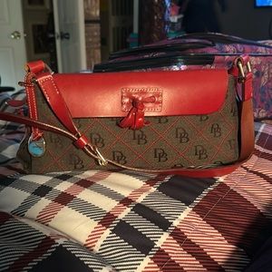 Beautiful Dooney n Bouke purse like new condition $65